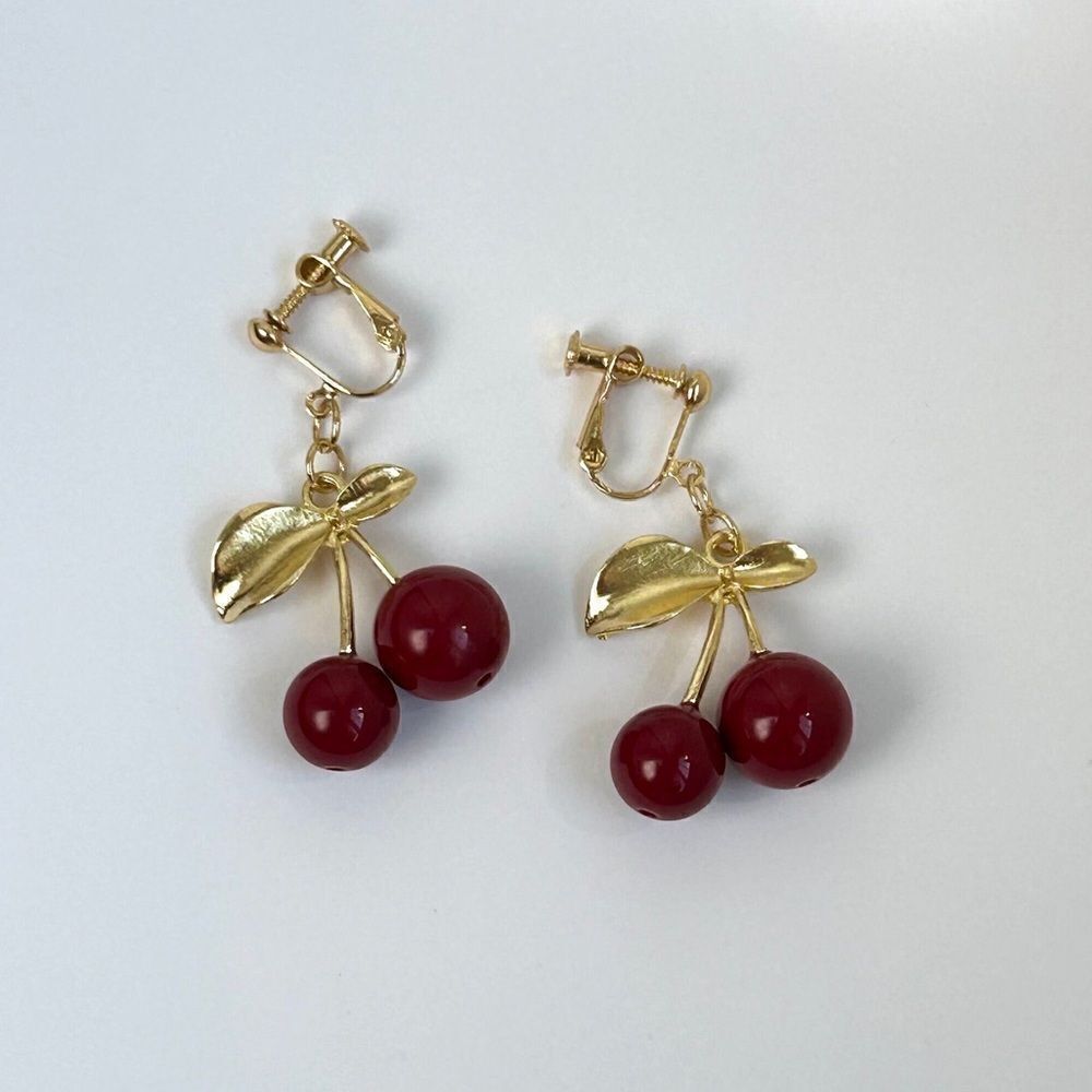 Cherry  earrings  N723